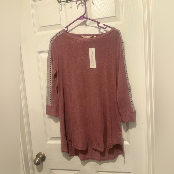 Soft Surroundings Tops - NWT Soft Surroundings Bailey Short Sleeve Tee Size Medium. Heavenly Soft
